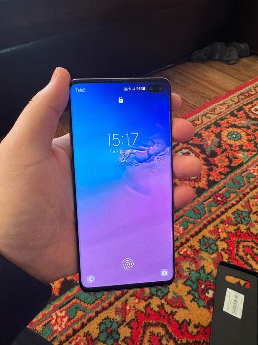 Samsung s10+ продам срочно