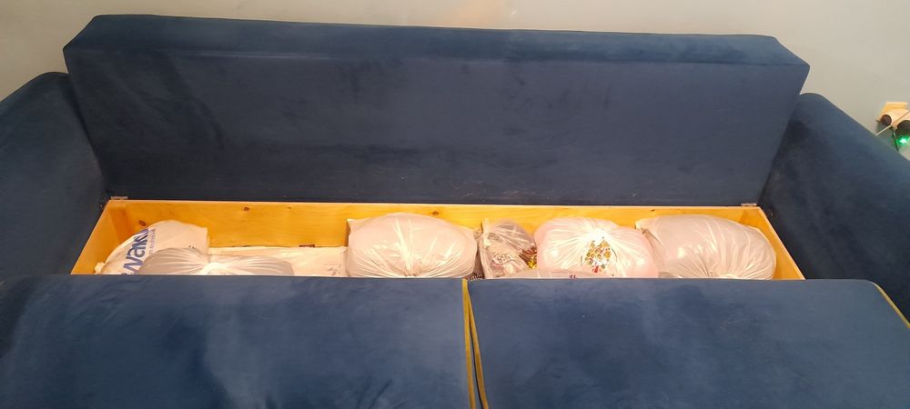 Диван. Кровать. Продам