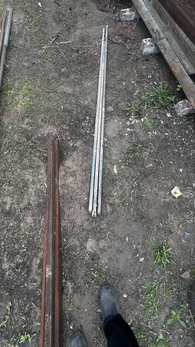 Продаются металлические трубы.