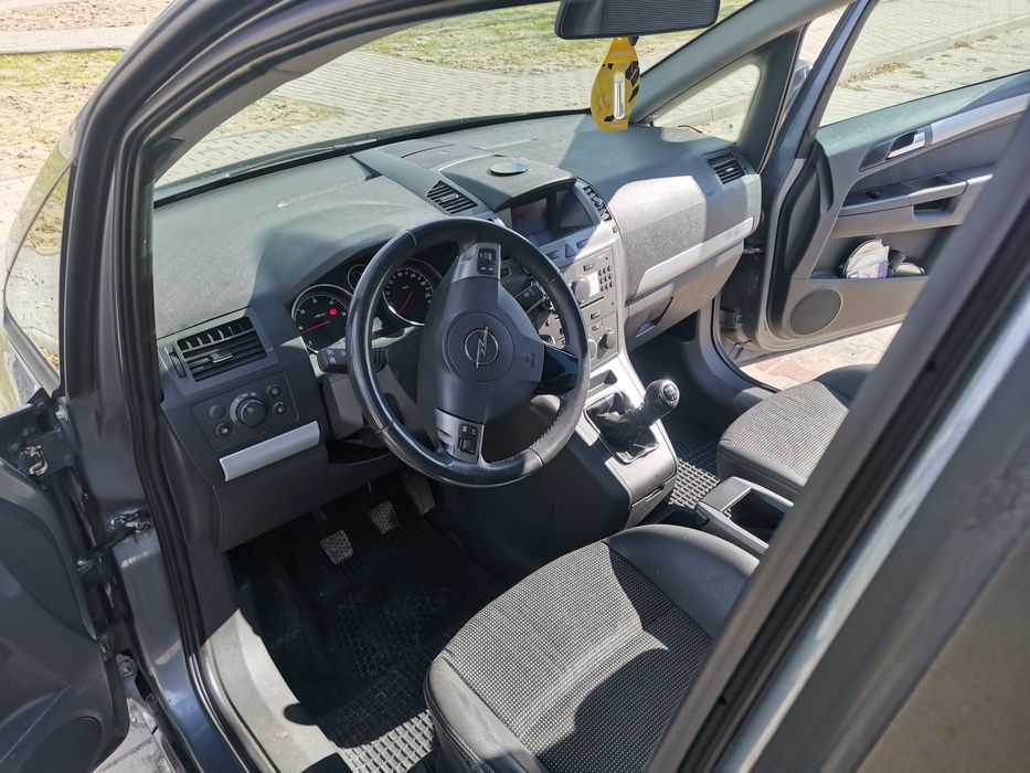 Opel zafira b 1.9 diesel 120 cai