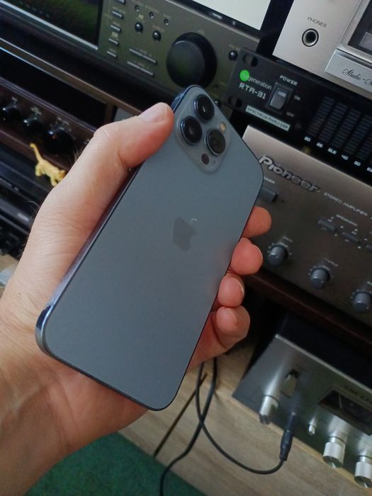iPhone 13 pro max Sierra blue (pentru piese)