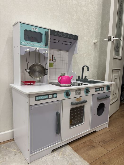 Детская кухня игровая