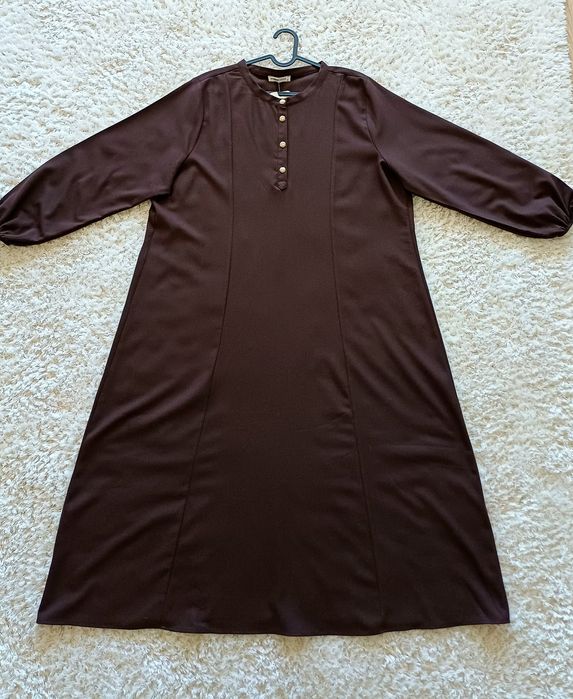 Rochie lungă cu mâneci