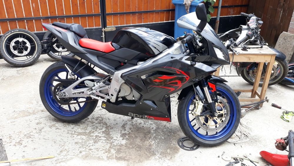 Cutie viteze Aprilia Rs 125, Rotax 122