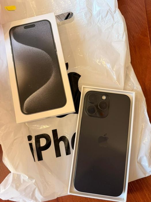 Продам iPhone 15 Pro Max