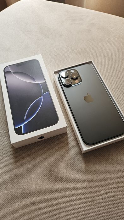 iPhone 16 Pro MAX - Като НОВ (2 Години ГАРАНЦИЯ)