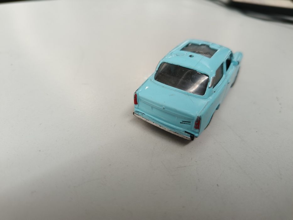 Macheta Trabant 601 Citroen Ford Ferrari