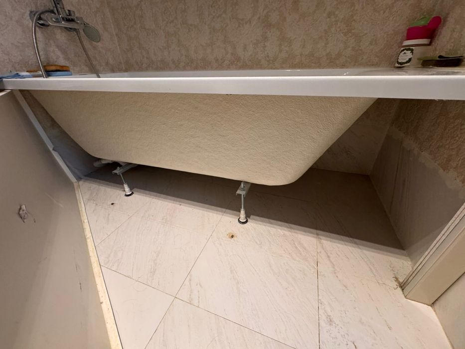 Ванна б/у, в хорошем состоянии