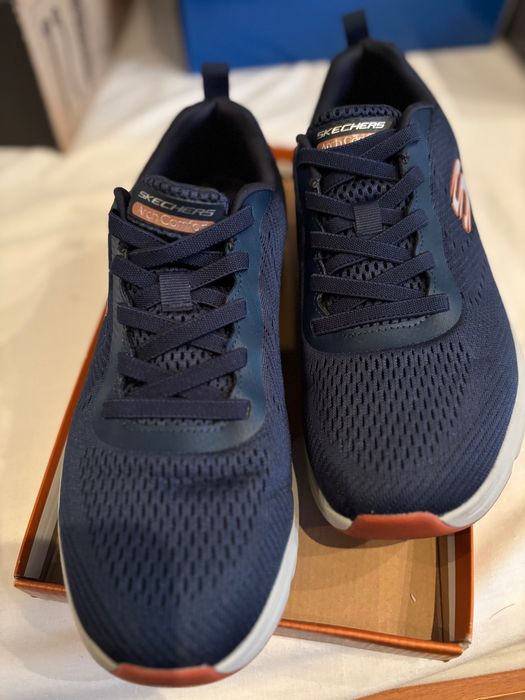 Мъжки маратонки Skechers Arch Comfort, чисто нови