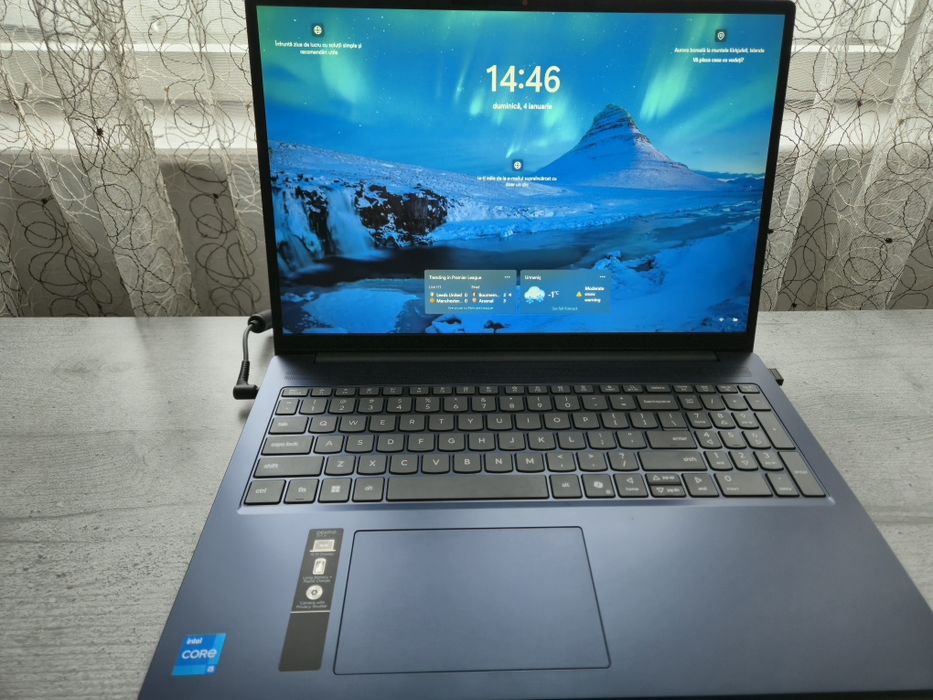 Vand Laptop lenovo Slim 3i