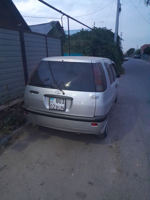 Продам Toyota raum 1998