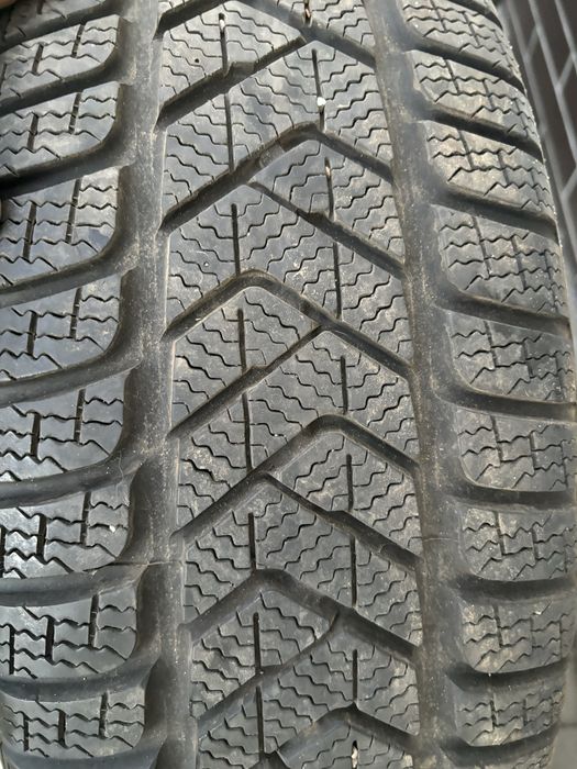 Roti complete iarna Ford Kuga