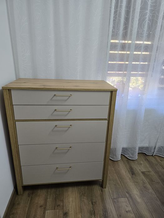 Comodă nouă, cu sertare