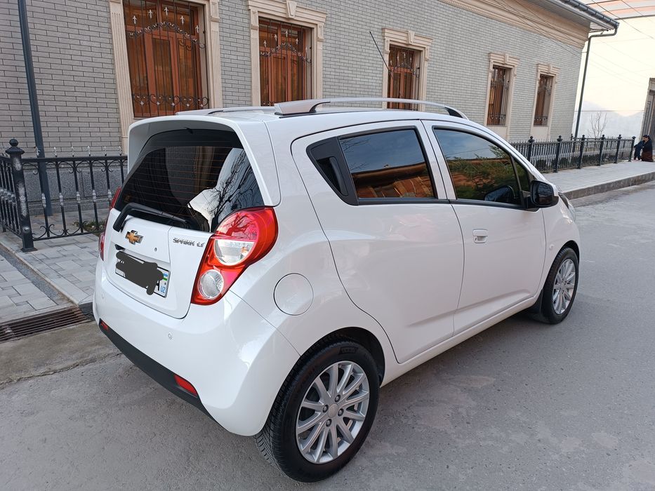 Spark avtomat 2022yil 15400km kraska toza moshina alo darajada turipti