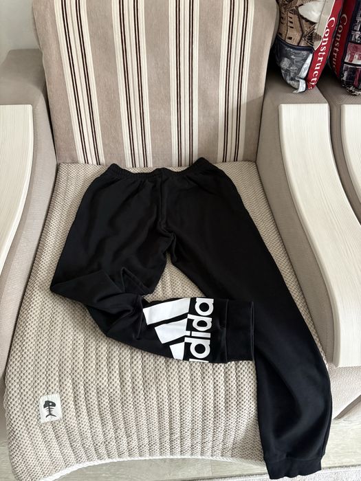 Спортивные брюки Adidas