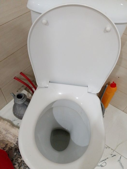 Унитаз в хорошем состоянии