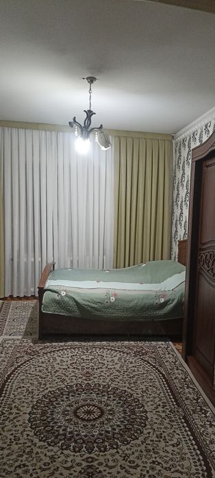 Продам 5-комнатную квартиру на юнусабад 18-квартале