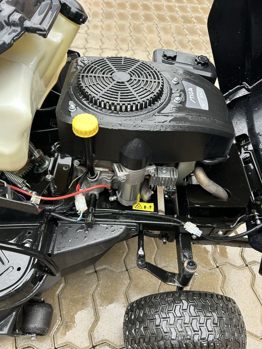 Vand tractoraș gazon stiga alpin 2021