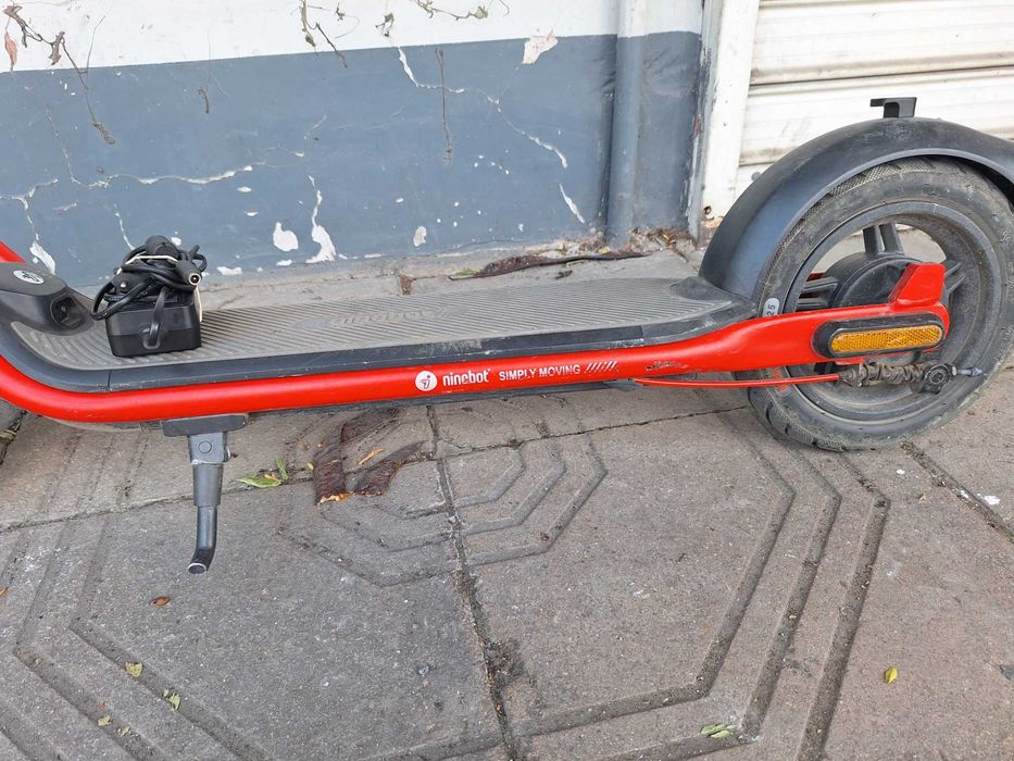 Тротинетка Ninebot KickScooter D28E