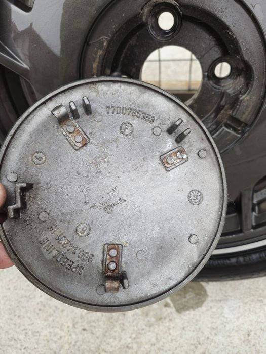 Джанти Speedline 15 цола , 4х100 , 6.5j , et36 195/50/15 Renault  , Vw