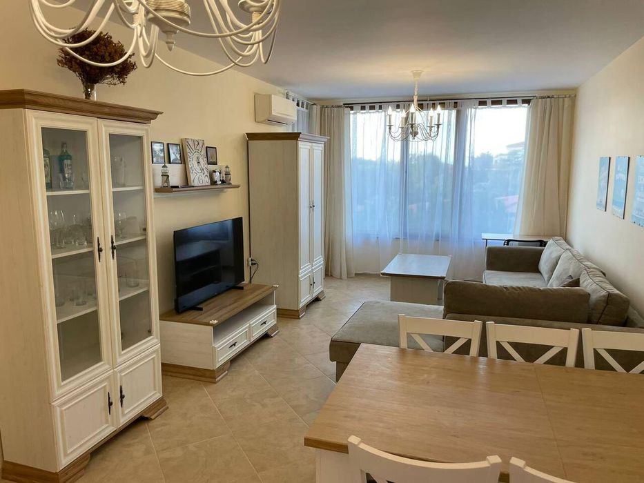 Продава се Двустаен апартамент в Созопол - 71 кв.м за 1458 €/кв.м - Снимка #2