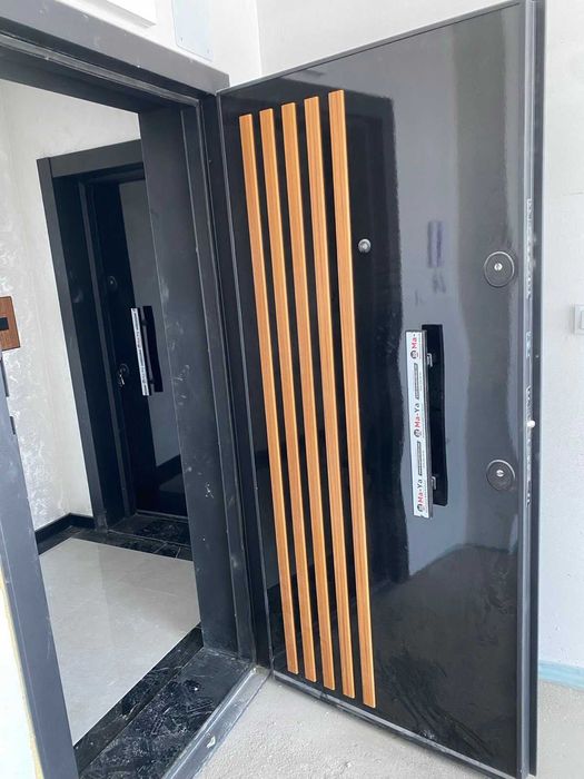 Продава се Двустаен апартамент в Пловдив, Беломорски - 100 кв.м за 1050 €/кв.м - Снимка #8