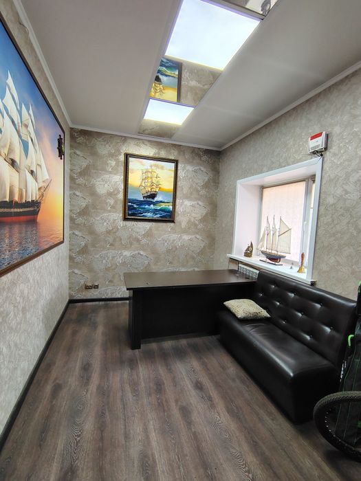 Продам автомойку в центре.