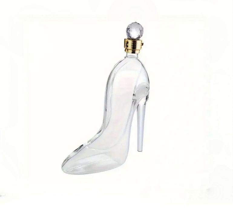 Секси декантер за вино- впечатляващ дизайн