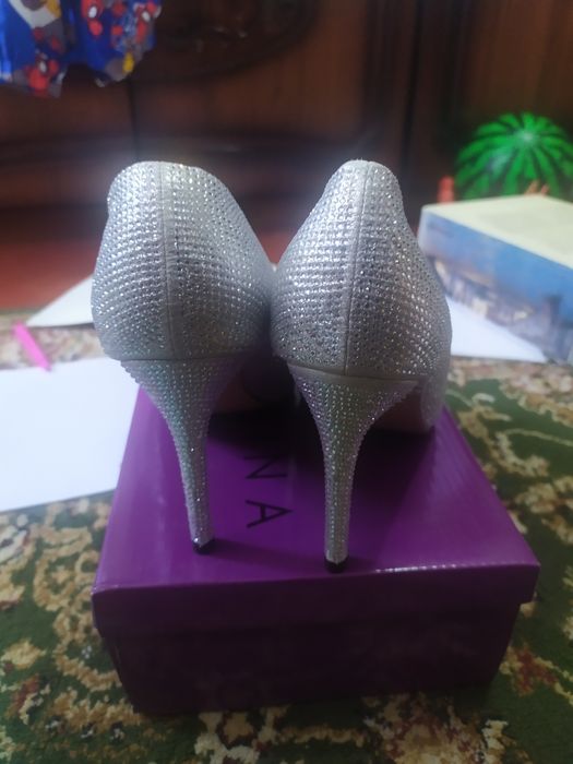 Туфли вечерние, срочно