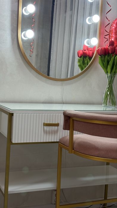 макияжный столик комплект