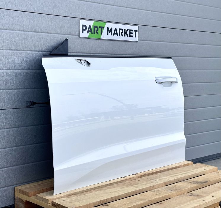 Предна лява врата AUDI A7 C8