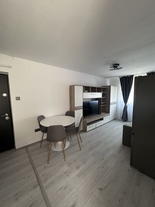 Apartament de inchiriat