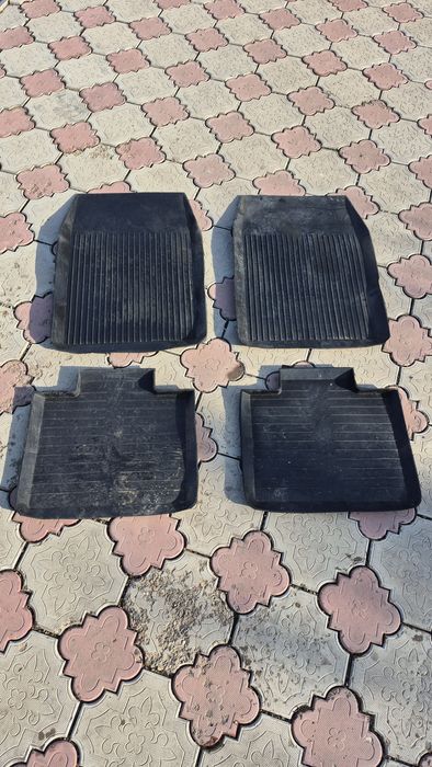 Автоковрики на камри 35