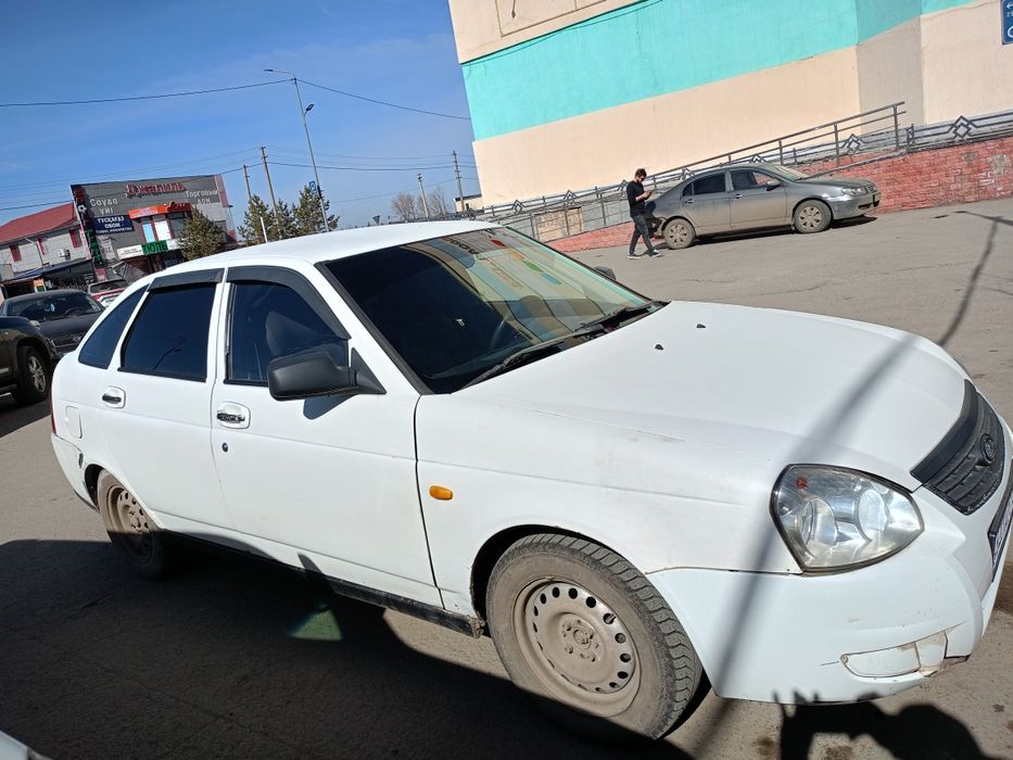 Продам приору 2011