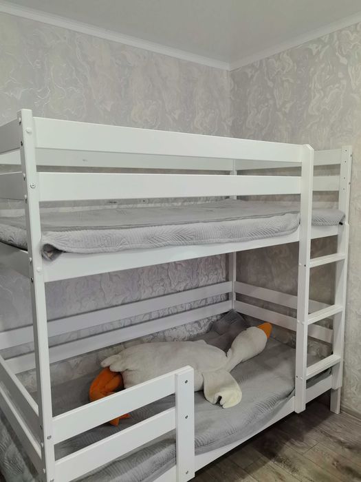 Продам 2 ярусную кровать