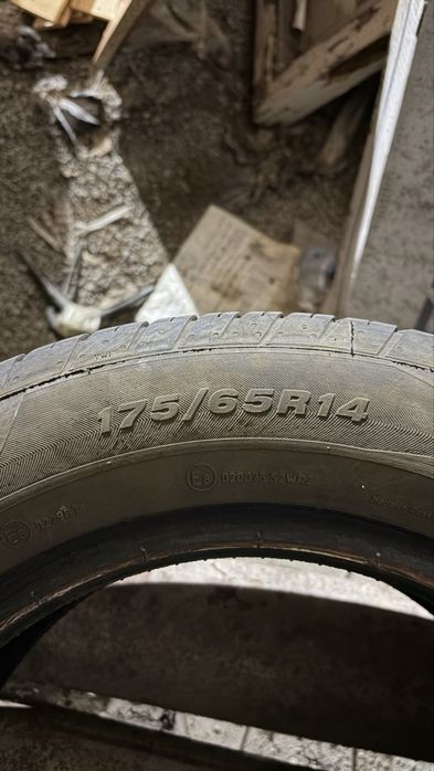 Продам комплект летней резины 175/65/14