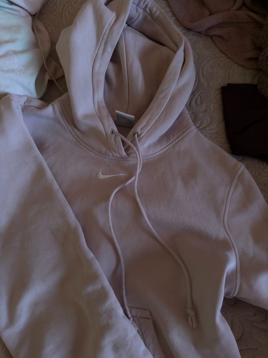 Продавам комплект Nike