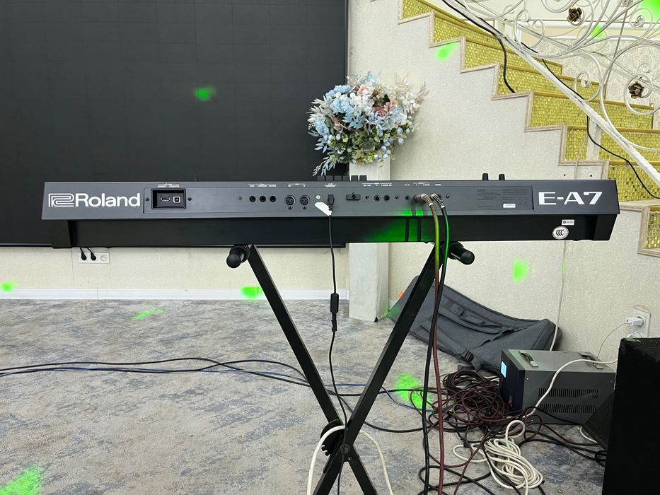 Roland EA7 роланд