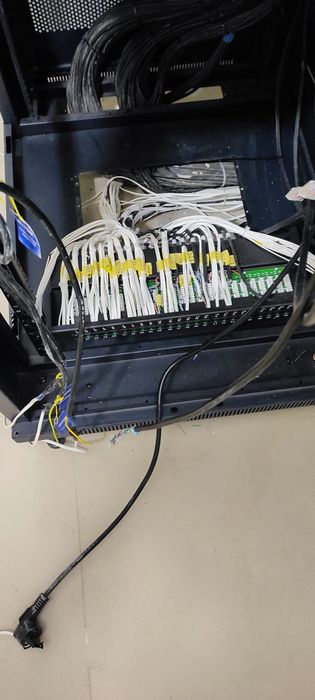 Установка камер видеонаблюдения+домофоны