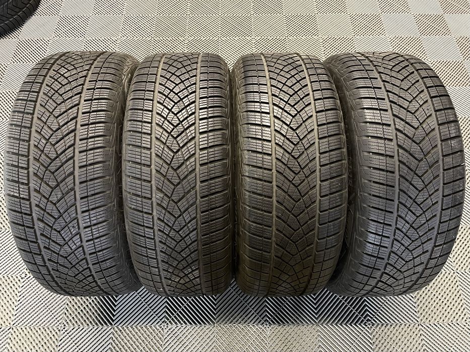 Jante Roti 19 Audi Q7 Q4 Q8 E Tron VW Touareg Anvelope iarna 255/55R19
