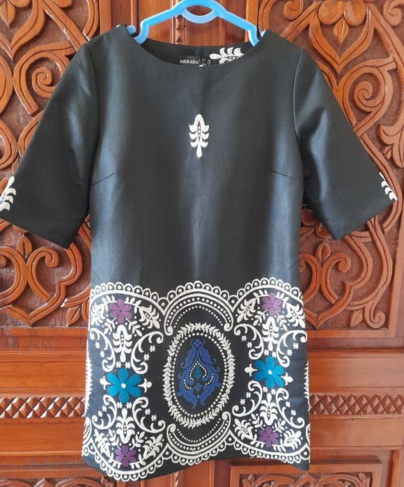 Аёл к,излар кийимлари