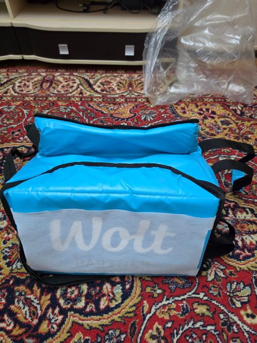 Продам термосумку Wolt новый