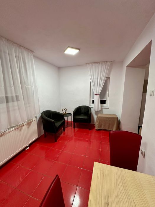 Garsoniera 48mp de închiriat zona Dârste Noua