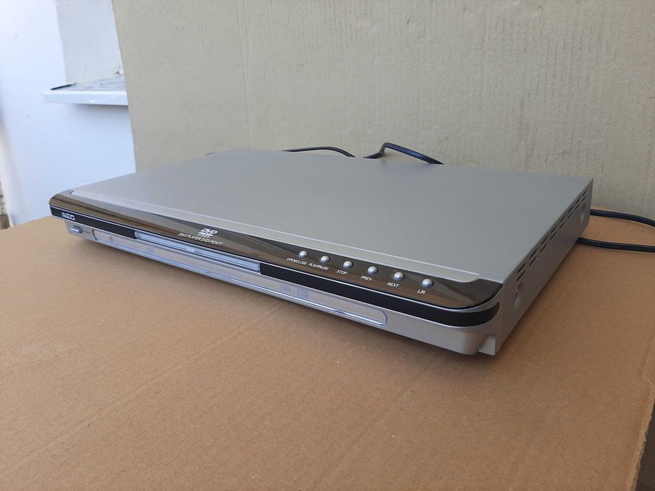 DVD плейър NEO дискове видео касети