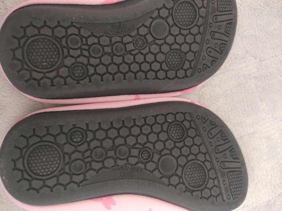 Обувь для купания детская