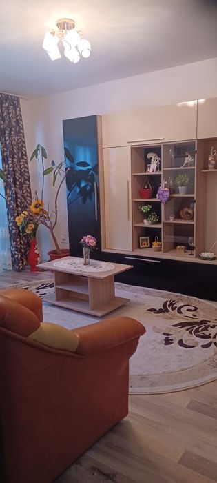 Apartament de vânzare – 2 camere decomandat, etaj 1, Ianca, județul Brăila.