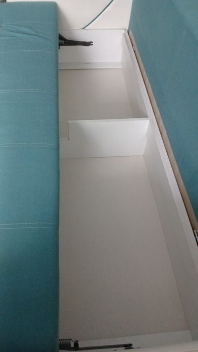 Продам диван с креслом