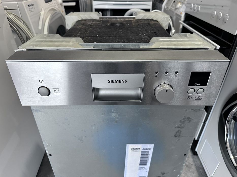 Съдомиялна +гаранция. Тясна малка 45см за вграждане. Доставка за София