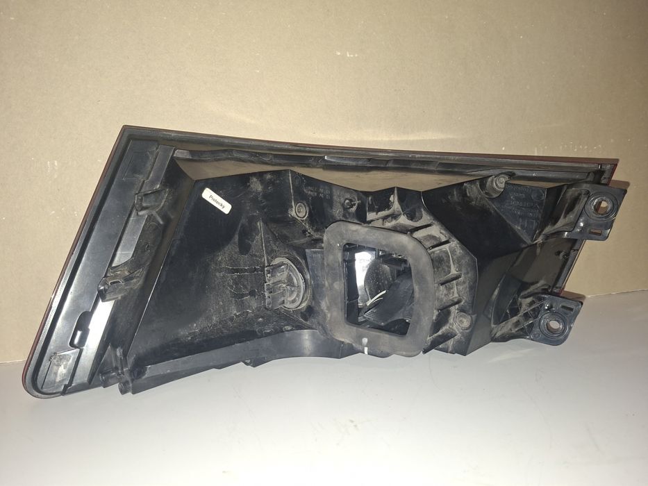 Ляв Стоп Skoda SuperB 3V5945207A