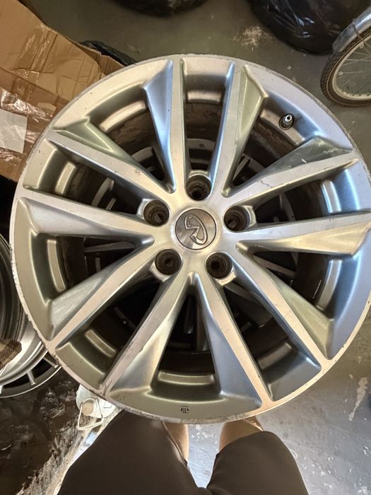 Продам диски R17 японские